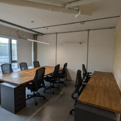Serviced office centres to let in London