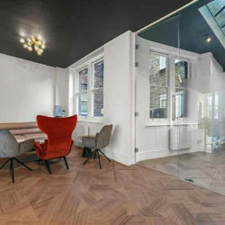Serviced office centre to lease in London