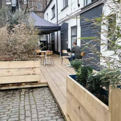 Office suites to let in London