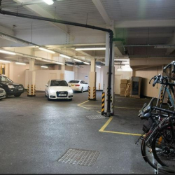 Office suite to rent in London