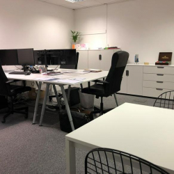 Executive suite to let in Burnham