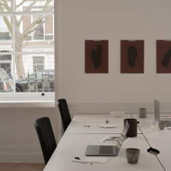 Serviced office - London