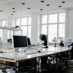 Office suite to lease in Paris