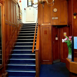 Serviced offices to let in London
