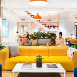 Serviced office centre to let in Paris