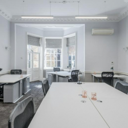 Serviced office centre to let in London