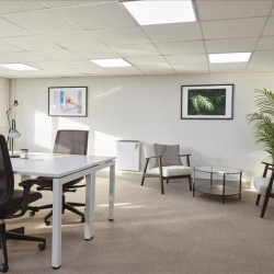 Executive suite to rent in London