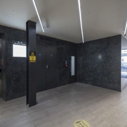 Executive office centres to let in London