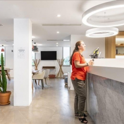 Office suites to let in Paris
