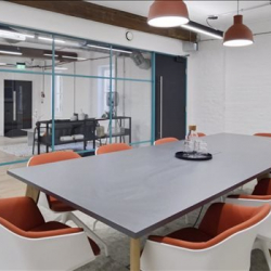 Office accomodations to let in London