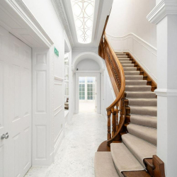 Serviced office centres to rent in London