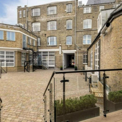 Office accomodations to rent in London