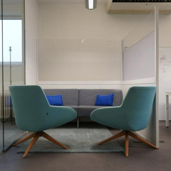 Executive office centre to let in London