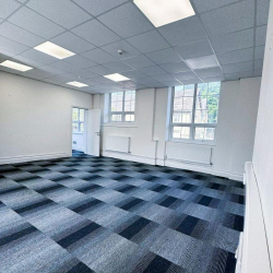 Executive office to let in Padiham