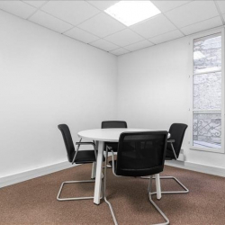 Office spaces to hire in Paris
