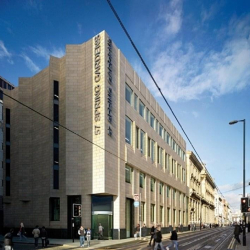 Executive offices to lease in Manchester