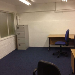 Office accomodations to rent in Hounslow