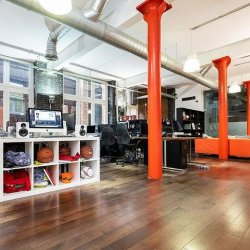 Serviced office centre to let in London