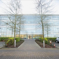 Office accomodation to lease in Uxbridge