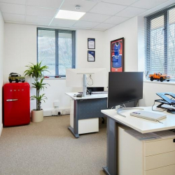 Office suite to lease in Cardiff