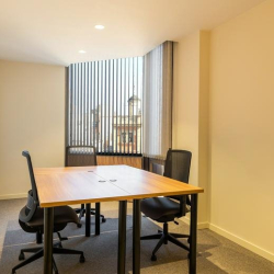 Exterior view of 6, Plaça d'Urquinaona, Planta 8