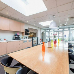 Office suite in Neuilly-sur-Seine