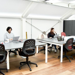 Serviced office to let in London