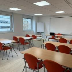 62 COURS ALBERT THOMAS, 5ème étage