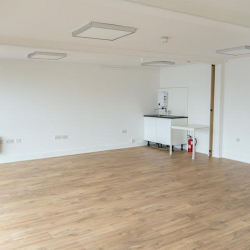 Office accomodations to let in London