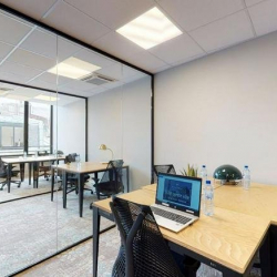Offices at 68 rue Saint Etienne