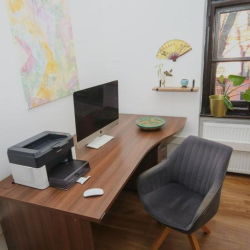 Offices at 6A, Sasinkova, 6