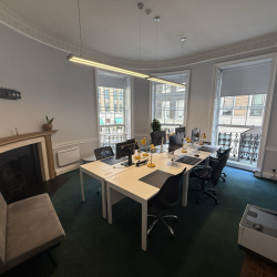 Office accommodations to lease in London