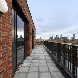 Executive suite to lease in London