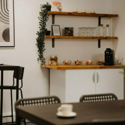Serviced office to let in Basildon