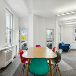 Serviced office centre to rent in London