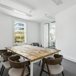 Interior of 7, Lyric Square