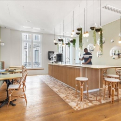 Offices at 7 rue Meyerbeer