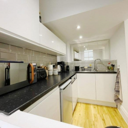 Interior of 7 Stratton Street