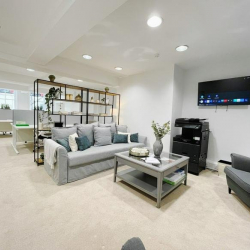 Executive office centre to let in London