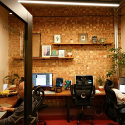 Offices at 7 Throwley Way