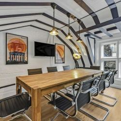 Serviced office to lease in London