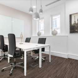Offices at 72 rue du Faubourg Saint Honoré