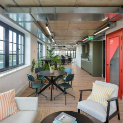 Serviced office - London