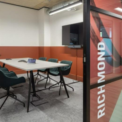Serviced offices to let in London
