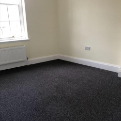 Office accomodations to hire in Luton