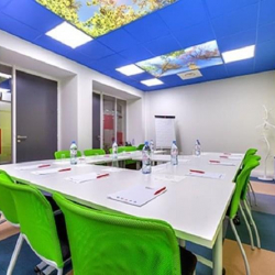 Serviced office in Paris