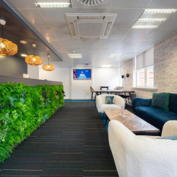 Executive suite to rent in Manchester