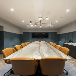 Executive suite to lease in London
