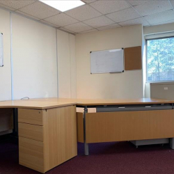 Executive office to hire in Bristol