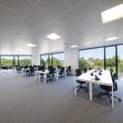 Office suites to lease in Croydon